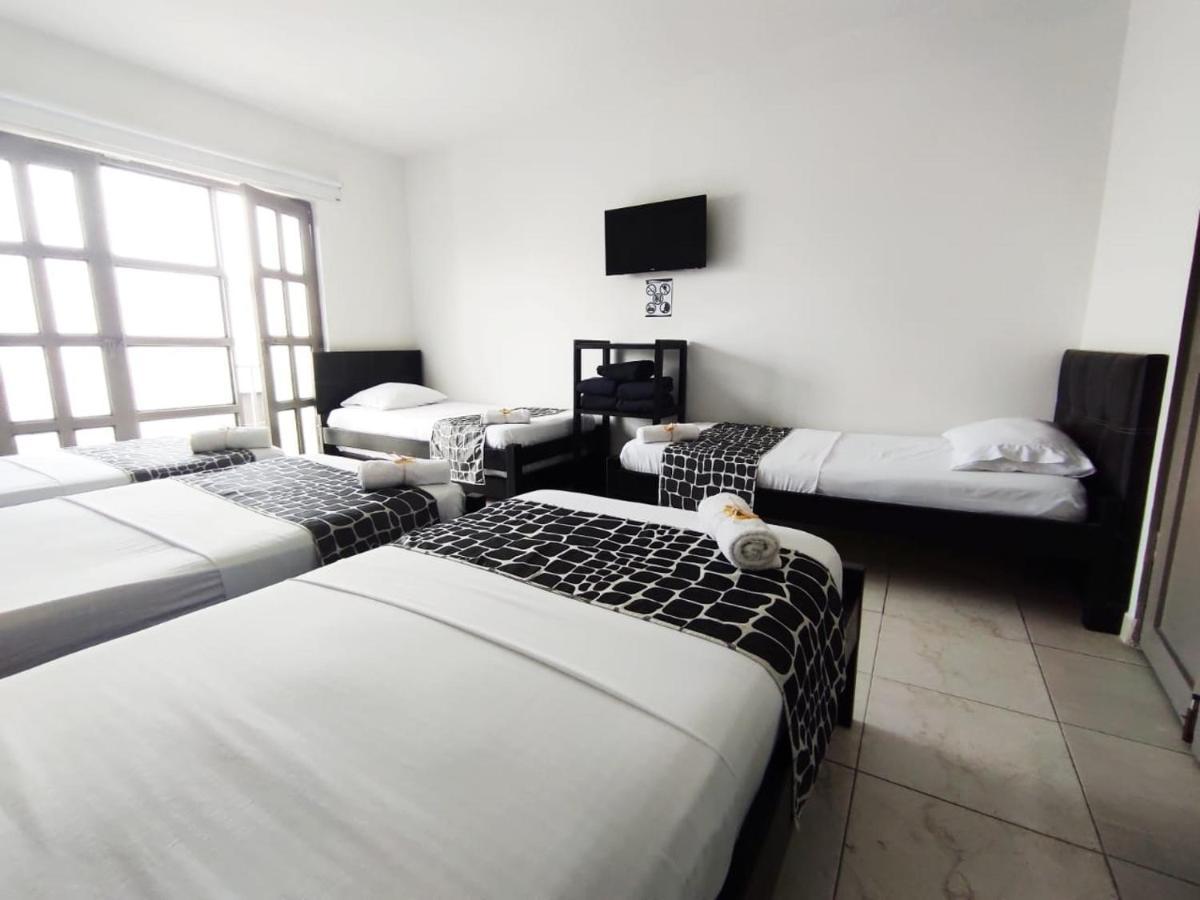 Hotel Fermin Santa Rosa de Cabal Bagian luar foto